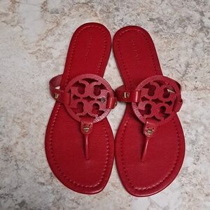 Tory Burch Red Leather Logo Thong Sandals Sz 8 Excellent Condition